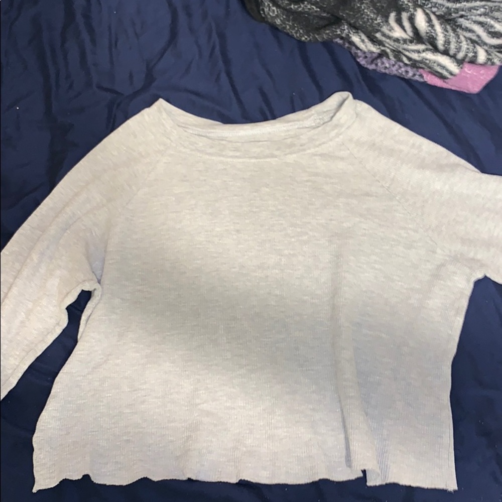 Brandy Melville shirt